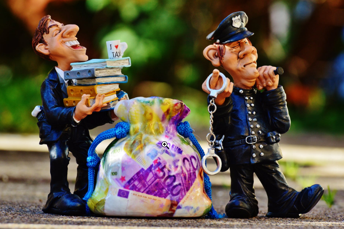 miniatures of police